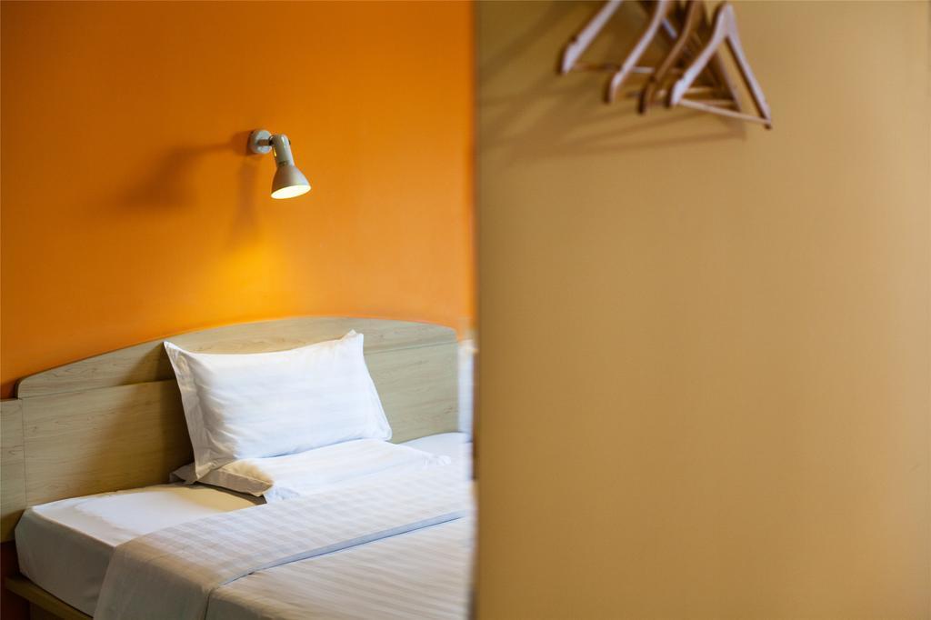 7Days Inn Shenzhen Shajing Shiming Square Exterior photo